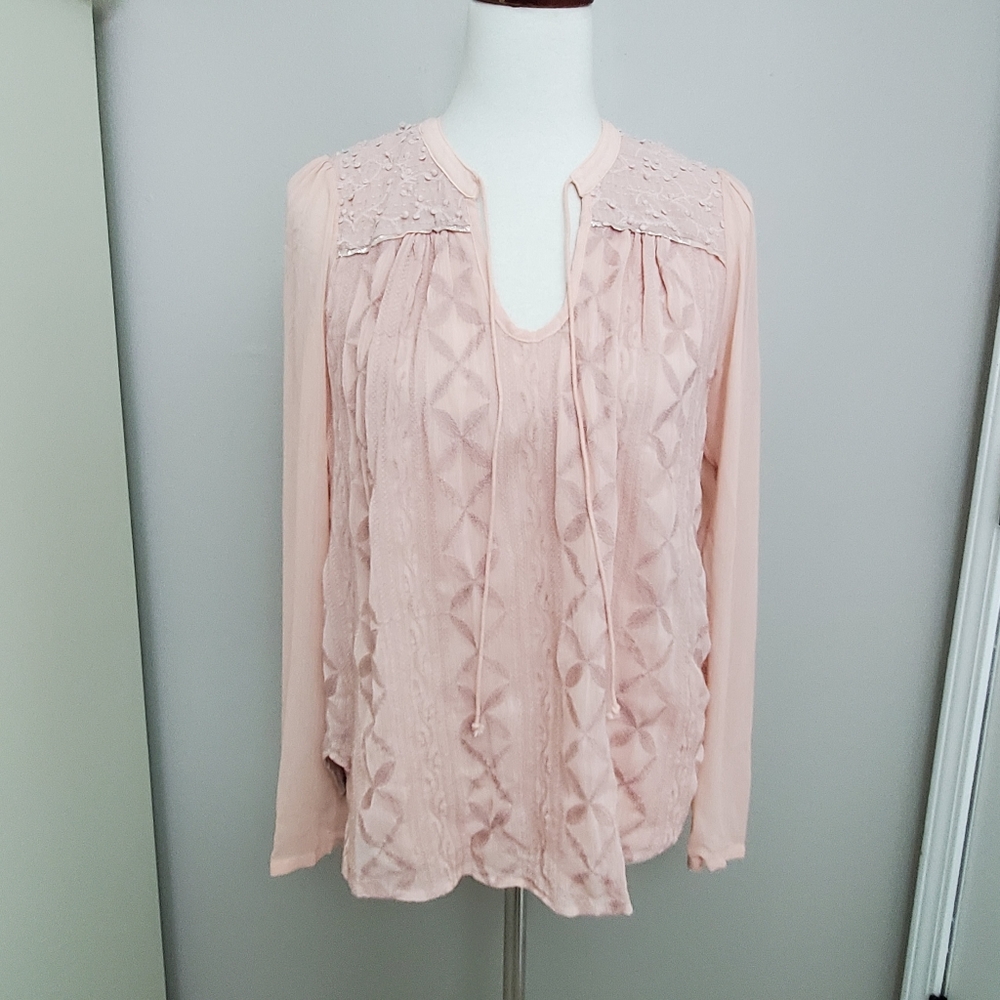 💥3/$25💥 Anthropologie Tiny Overlay Peasant Top - Picture 6 of 11